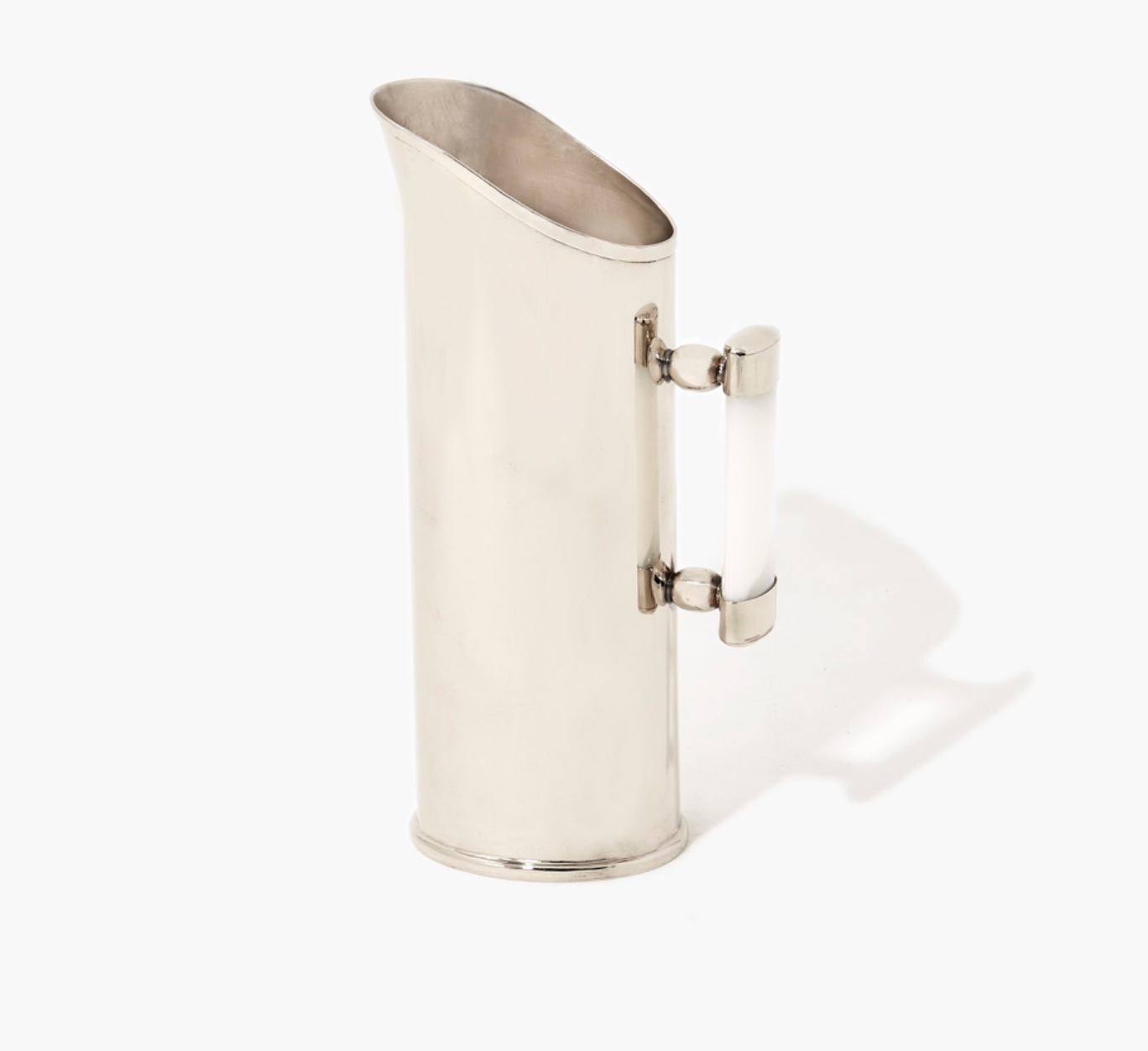 Cream onyx Pitcher