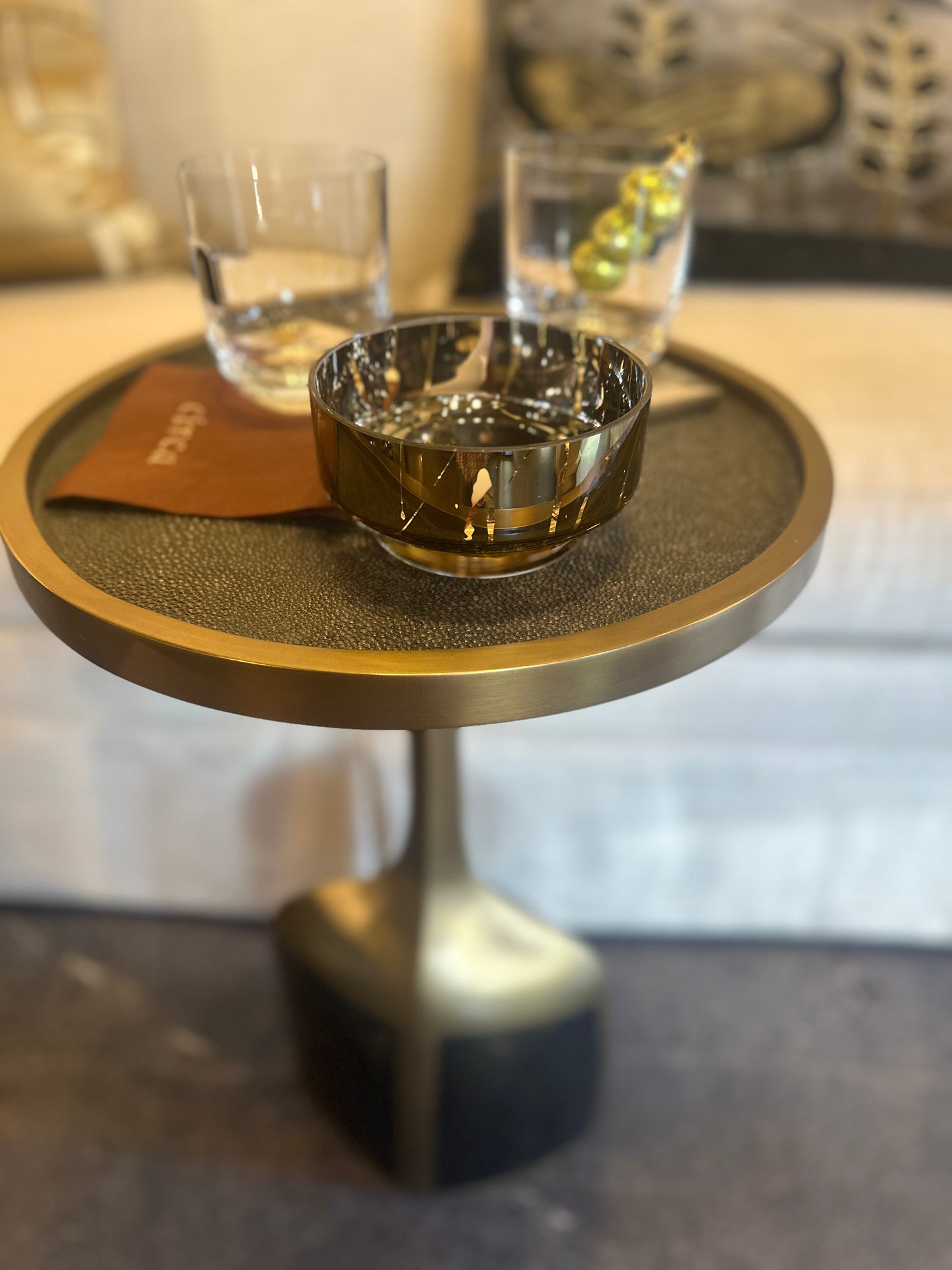 Kifu Large Pedestal Side Table